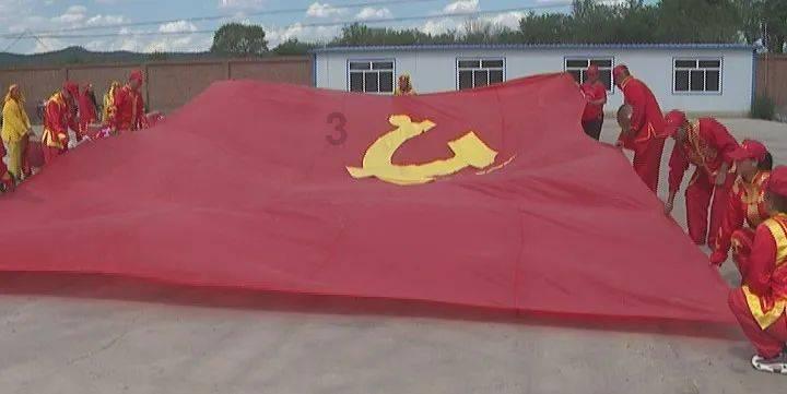 湖南两会“代表通道”聚焦新消费与新业态 民声民意见证发展